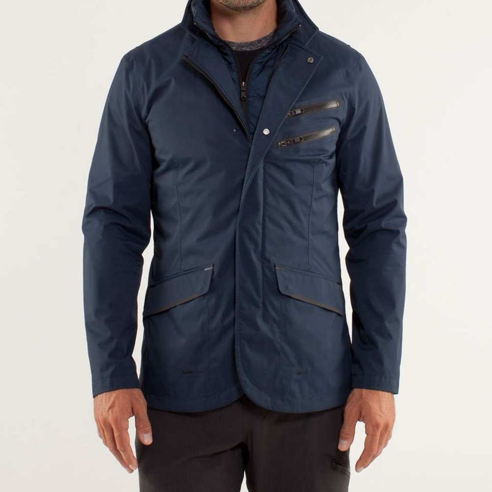 Lululemon Cadence 2 In 1 Blazer
Black Iris Blue